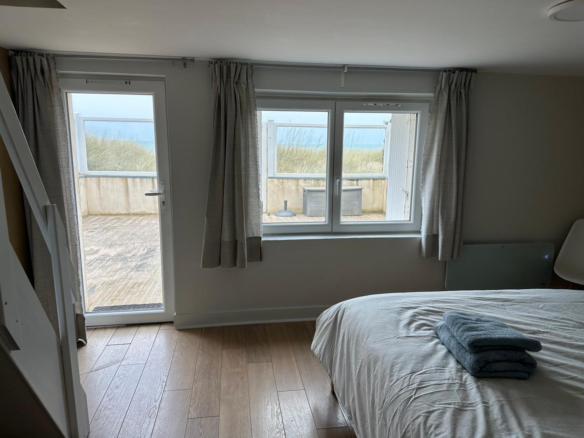 Holiday home Maison Les Pieds Dans Le Sable Blonville-sur-Mer